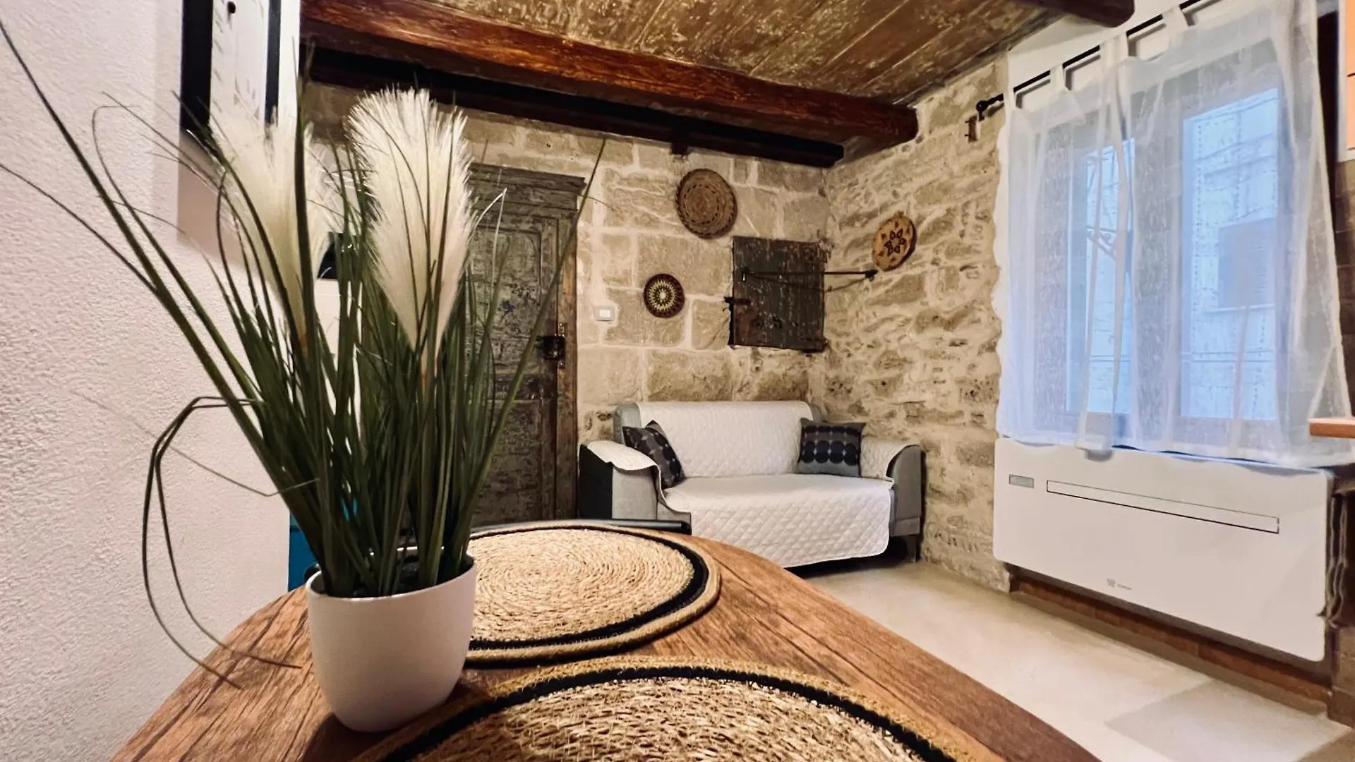 Ermar Sweet Home Alghero 0*,  Italia